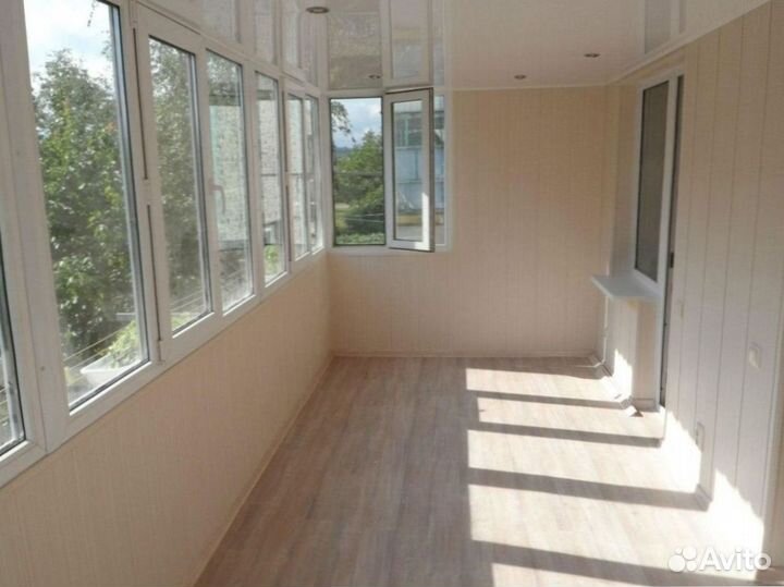 Остекление и отделка балконов