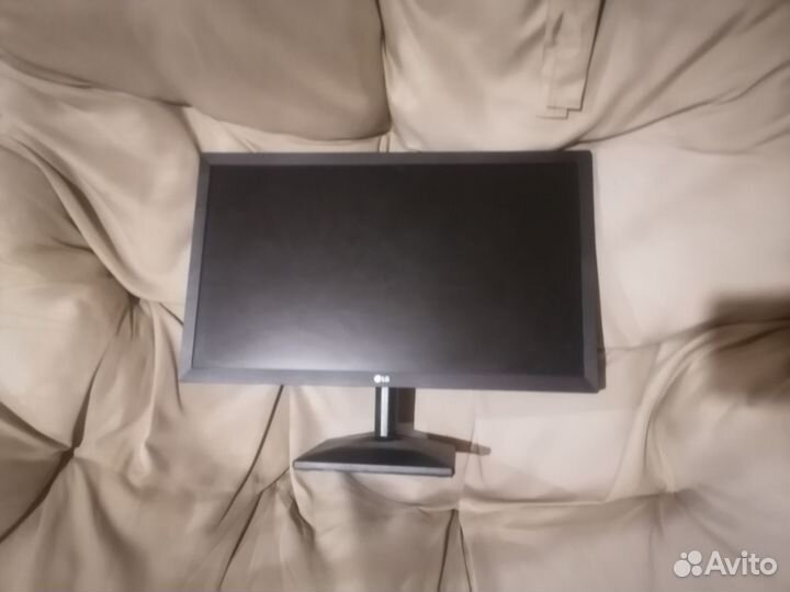 Монитор LG