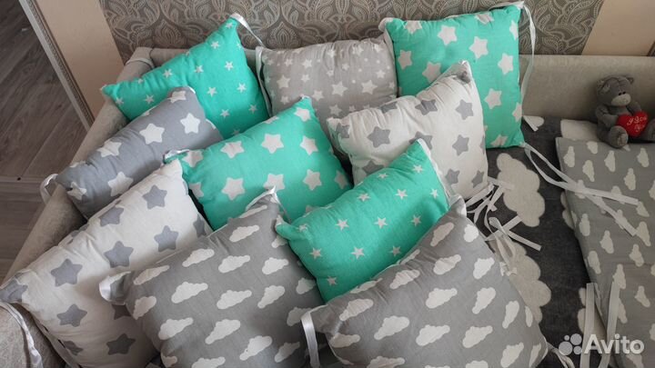 Бортики подушечки в кроватку