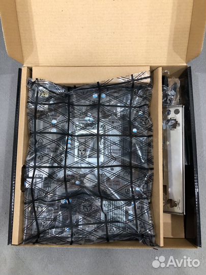 Материнская плата