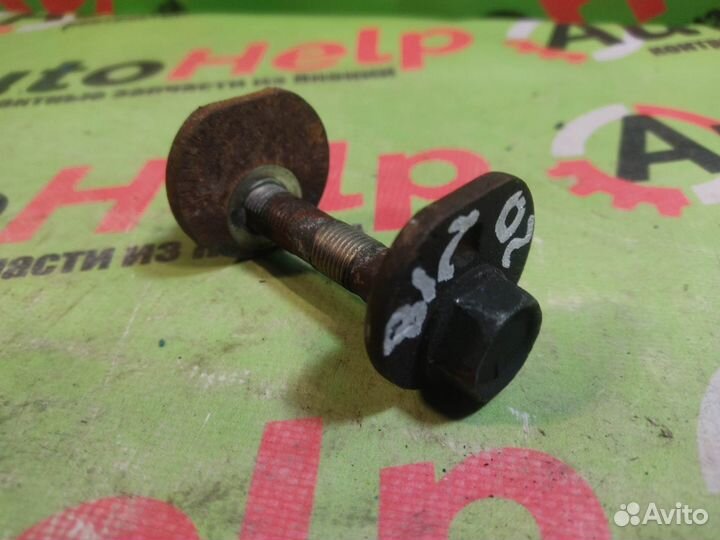 Болт развальный toyota avensis AZT251 развальный