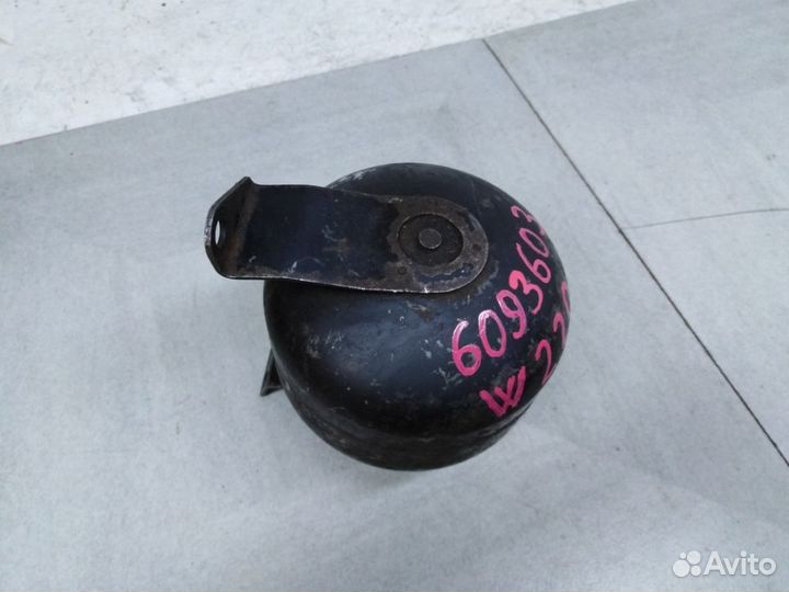 Гидроаккумулятор подвески