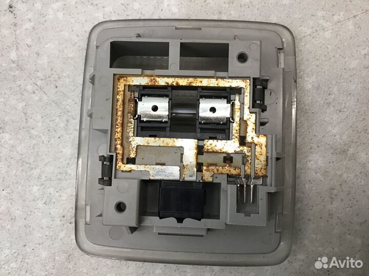 Плафон салонный Nissan X-Trail (T31) 2007-2014