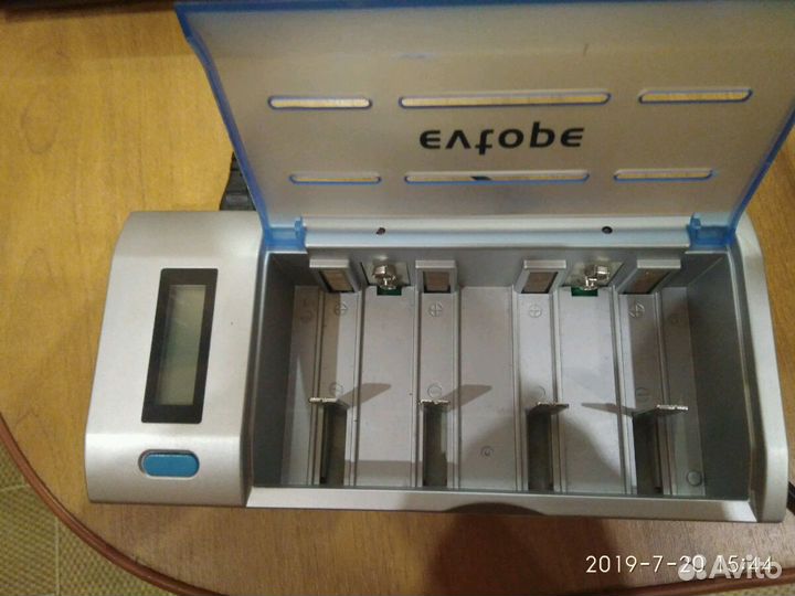 Зарядное устройство для батареек