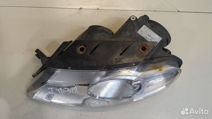 Фара (передняя) левая Volkswagen Passat 6