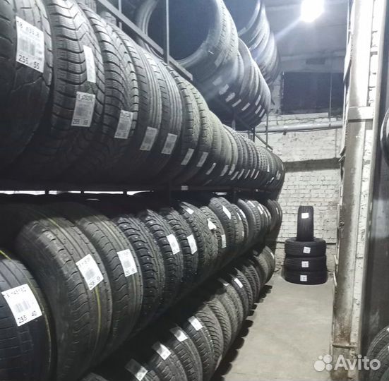 Bridgestone Blizzak VRX 225/40 R18 88M