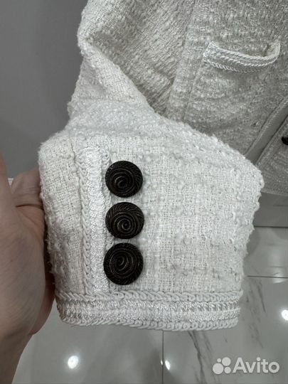 Твидовый жакет