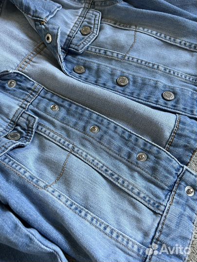 Куртка джинсовая