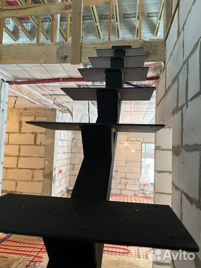 Металлокаркасы лестниц