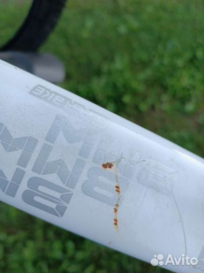 Велосипед BMW на литых дисках