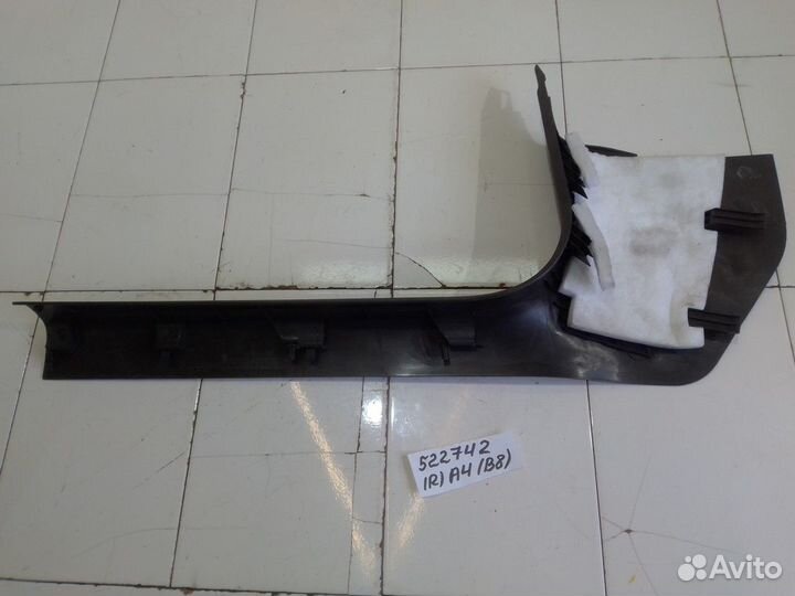 Накладка порога передняя правая (Audi A4)