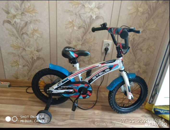 Велосипед мало б/у 14 дюймовые колеса