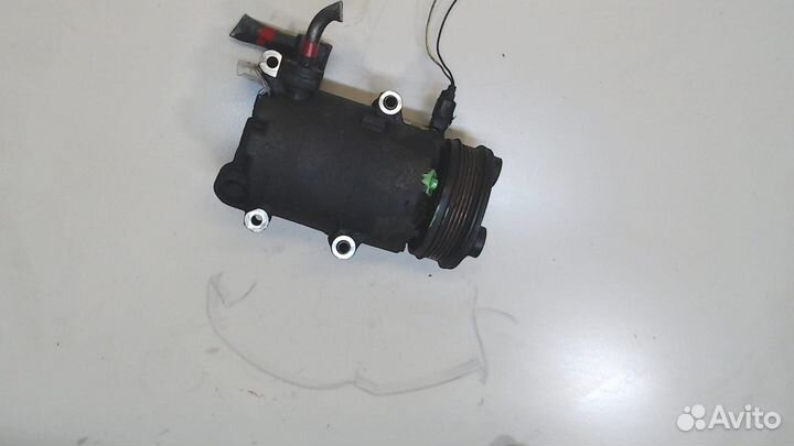 Компрессор кондиционера Volvo V50, 2008