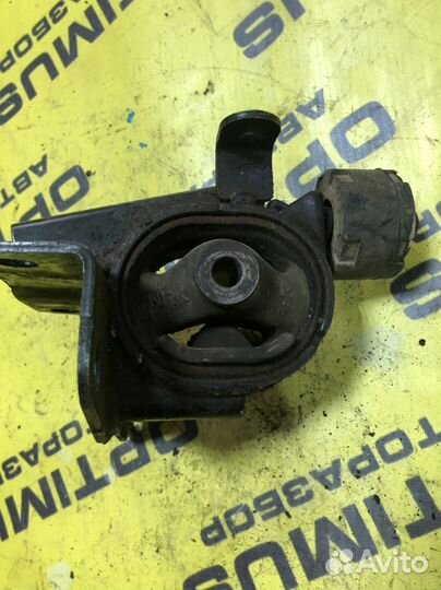 Опора кпп Toyota Corolla E120