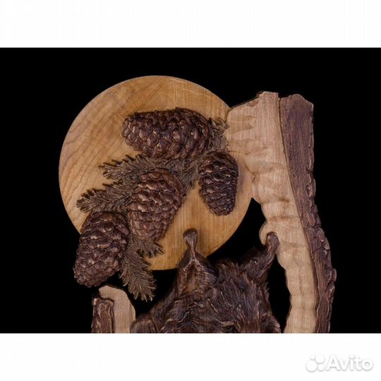 Панно Рысь и луна (резное)