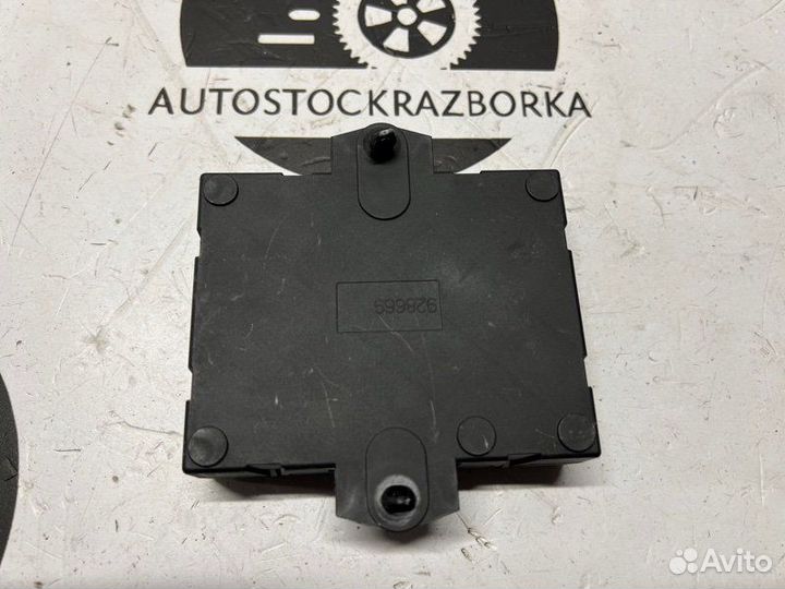 Блок управления крышкой багажника задний правый