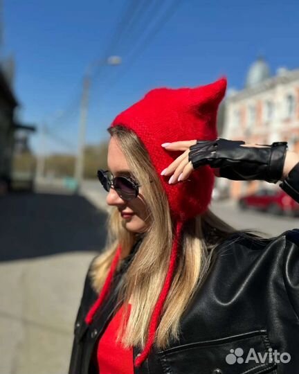 Шапки женские ручная работа