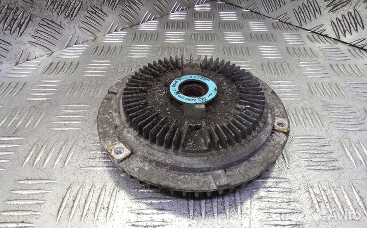 Вискомуфта дизельная на Mercedes Benz Vito W639