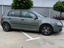 Volkswagen Golf 1.4 MT, 2004, 314 000 км, с пробегом, цена 595 000 руб.