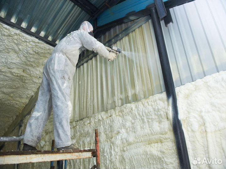 Утепление напылением пенополиуретана от 100 м.кв
