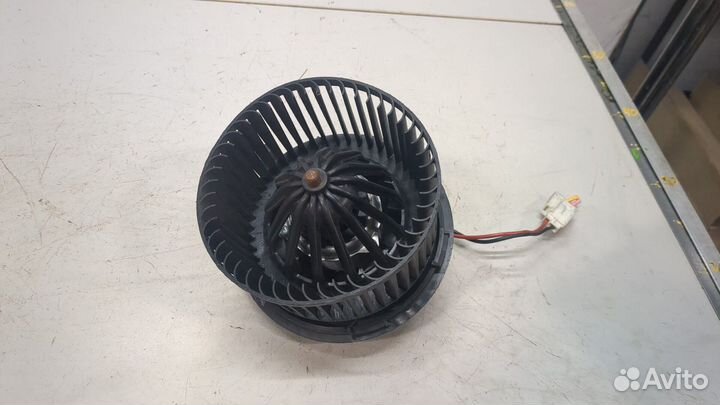 Двигатель отопителя Nissan NV200, 2012