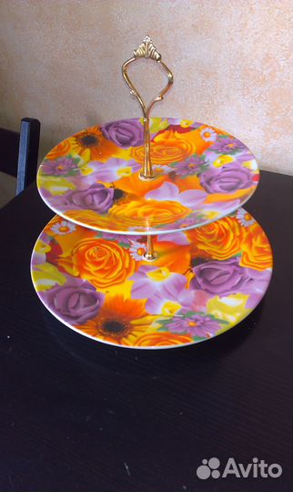 Двухъярусная ваза для фруктов и пирожных