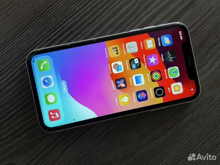 iPhone Xr, 64 ГБ