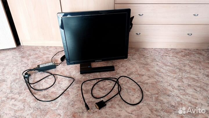 Монитор Samsung syncmaster 971p