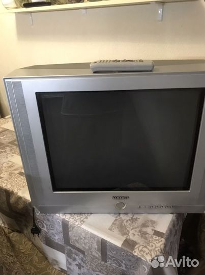 Телевизор samsung