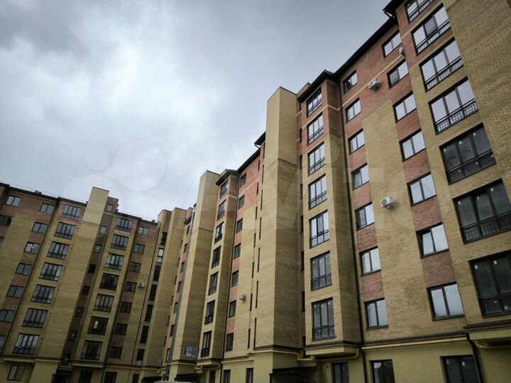 2-к. квартира, 63 м², 2/10 эт.