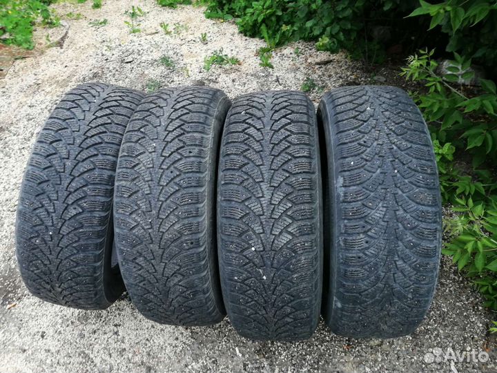 Nokian Tyres Hakkapeliitta 1 235/60 R18