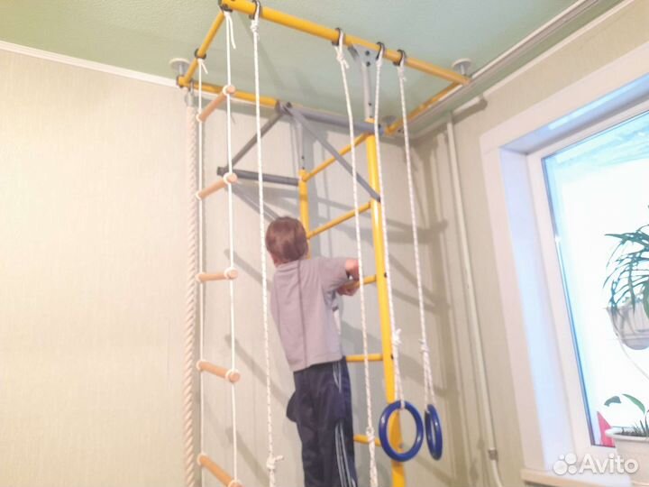 Шведская стенка для детей