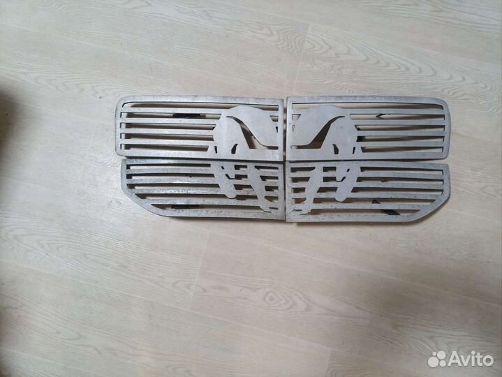 Решетка радиатора dodge