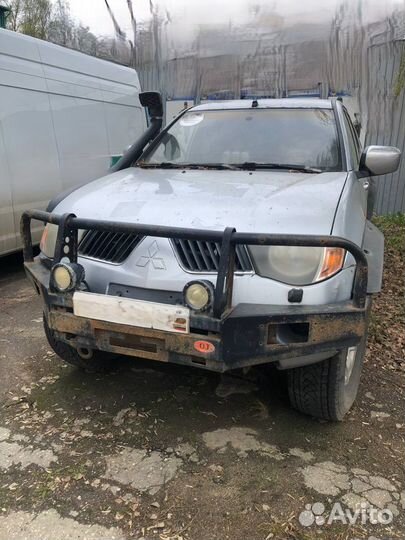 Mitsubishi L200 2.5 AT, 2007, 286 000 км