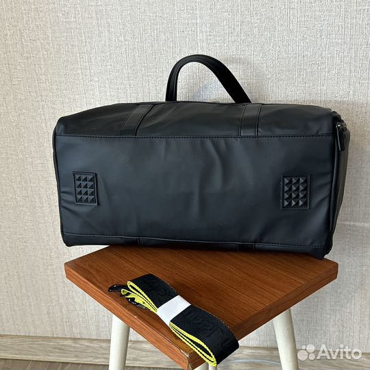 Спортивная сумка calvin klein