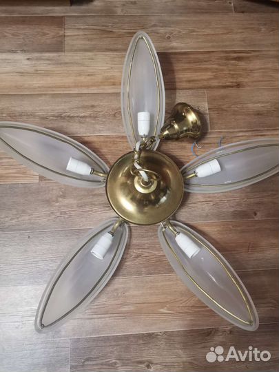 Люстра потолочная