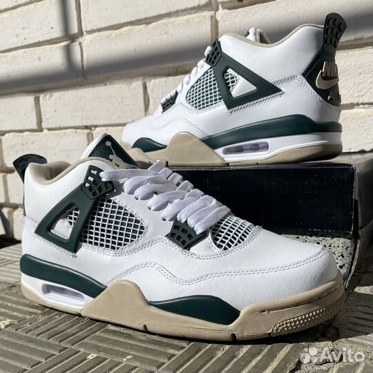 Кроссовки Nike air jordan 4 retro