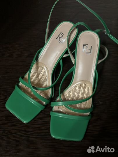 Босоножки Rio Fiore