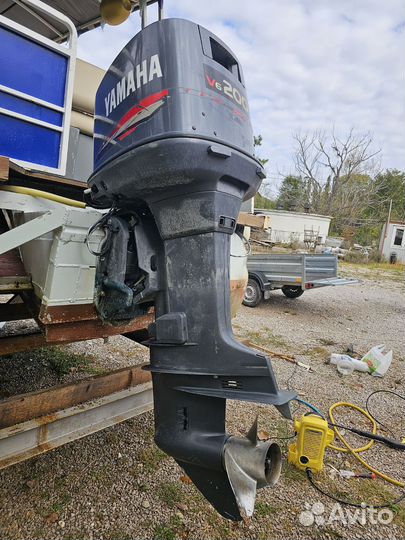Лодочный мотор Yamaha 200