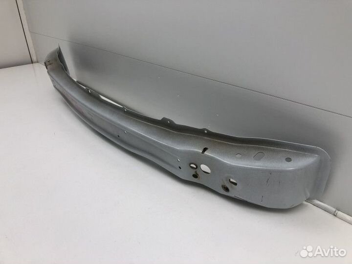 Усилитель переднего бампера LADA Largus