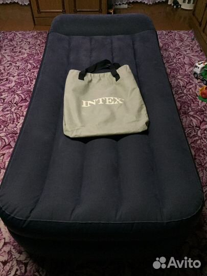 Надувная кровать intex