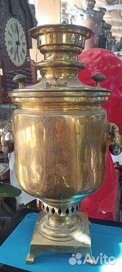 Царский угольный самовар с медалями Баташев