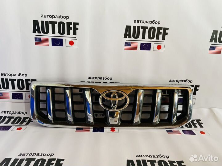Решетка радиатора Toyota Land Cruiser 120 Prado