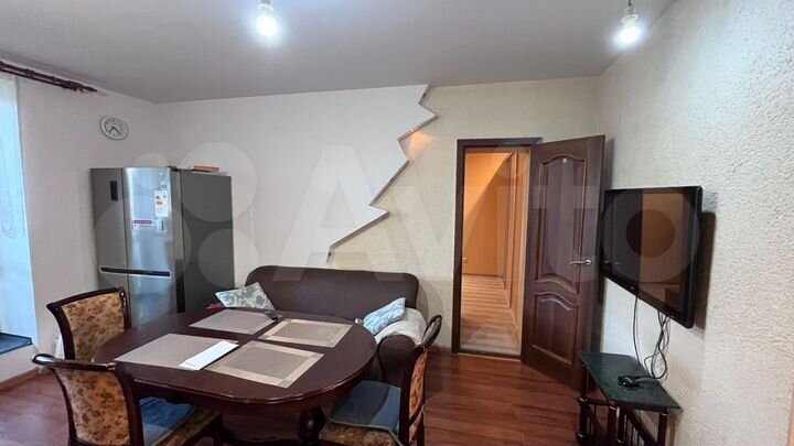 Комната 15 м² в 3-к., 1/5 эт.