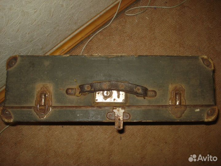 Старинные чемоданы