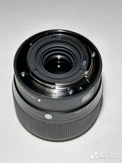 Sigma 56mm f/1.4 DC DN (Canon EF-M)