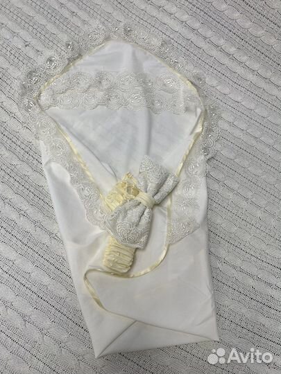 Уголок и бант на выписку