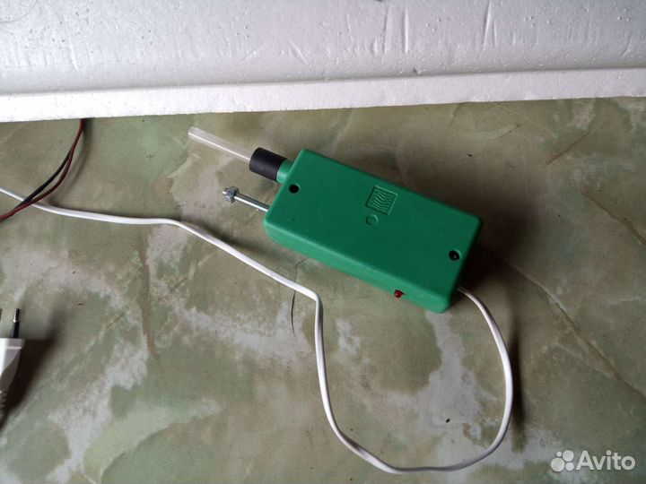 Продам отличный инкубатор 