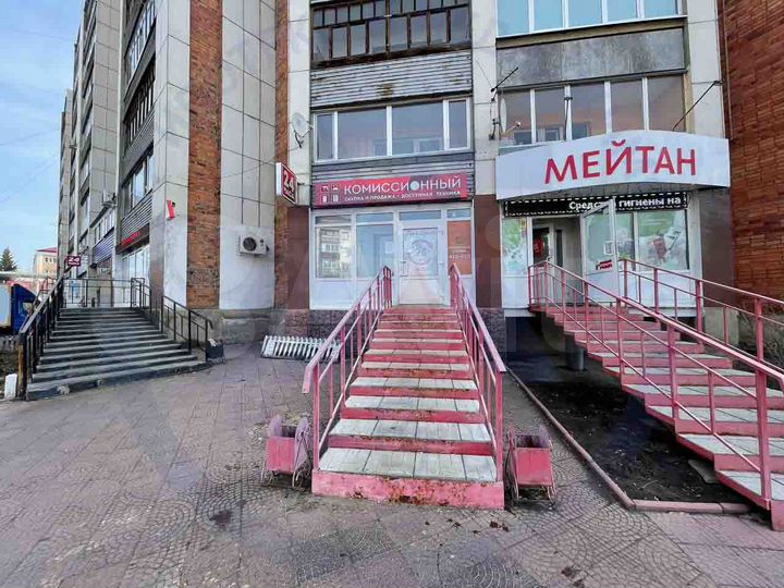 Торговая площадь, 32 м²