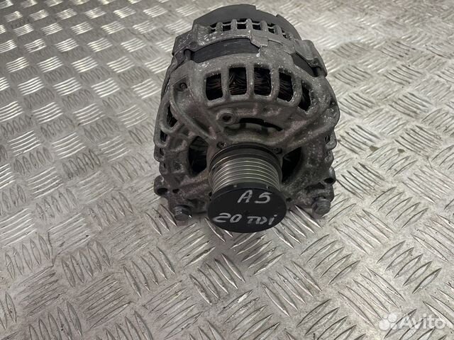 Генератор Audi A4 A5 2.0 дизель
